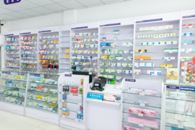 药店货架药品展示 科学布局与视觉营销的艺术